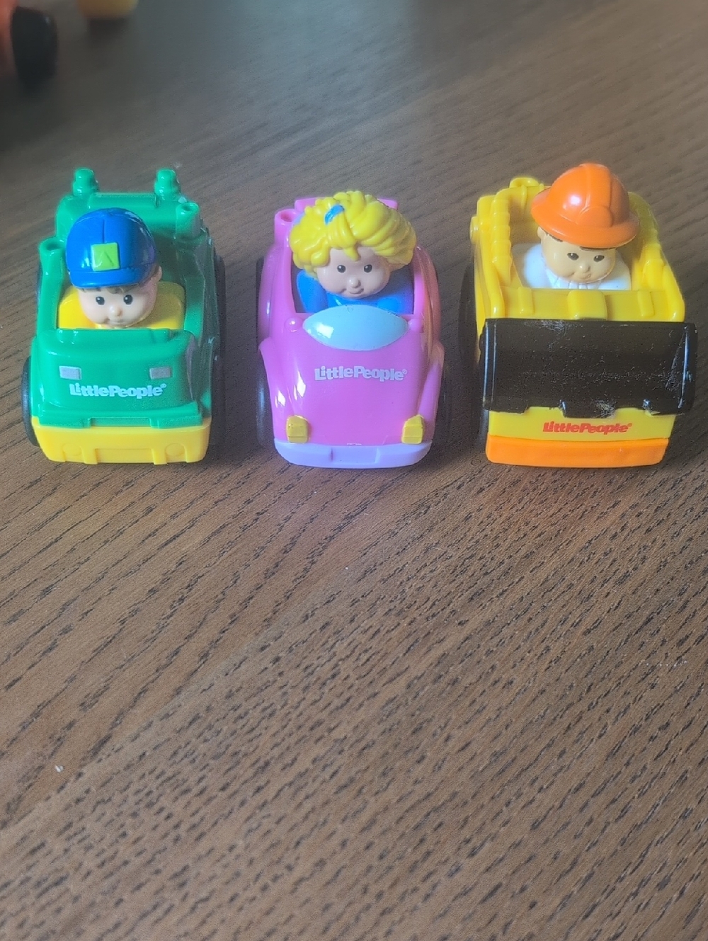 Fisher-Price Little People Wheelies Car Front Loader Garbage Truck 2009